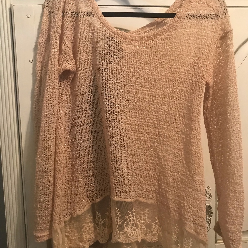 Lightweight sweater